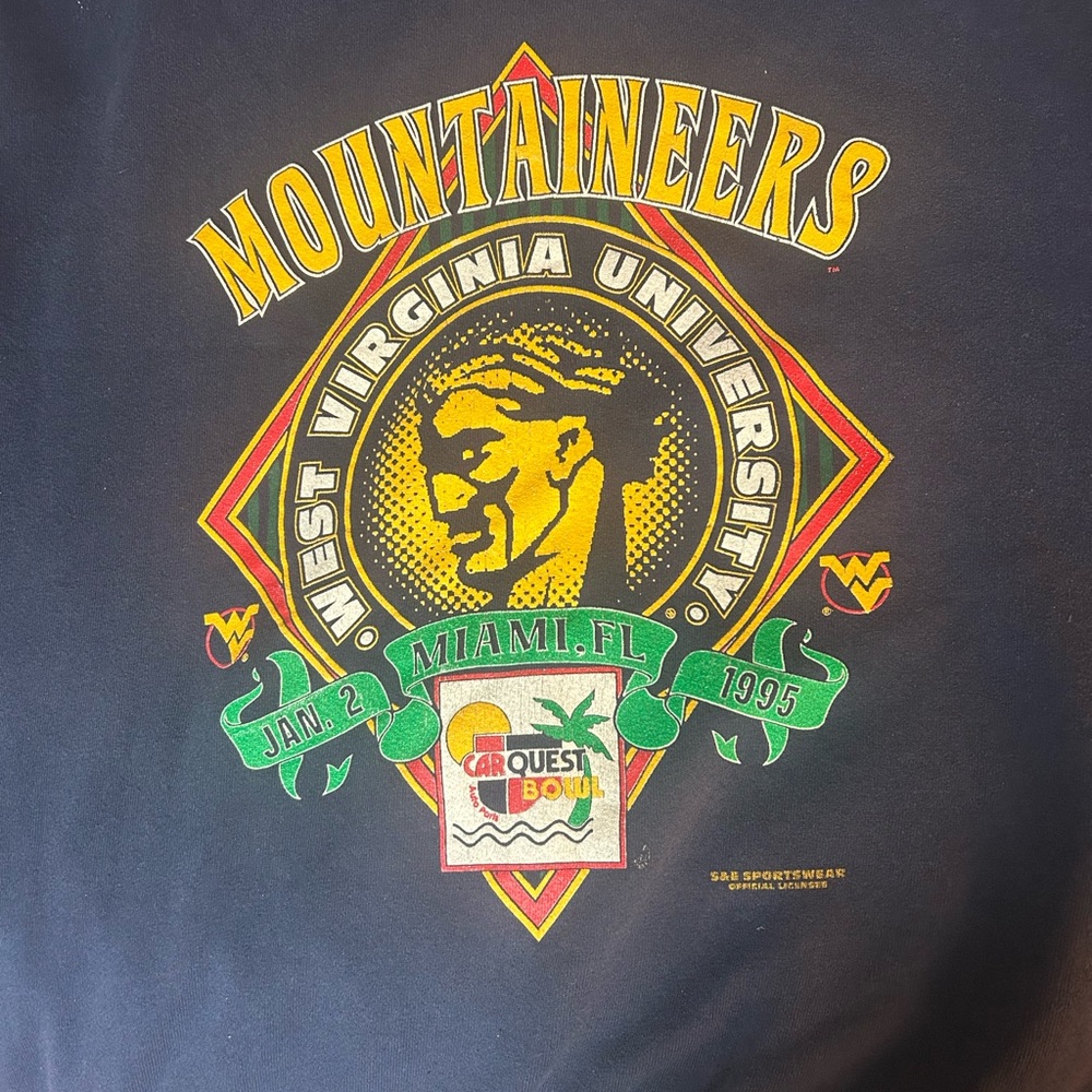 West Virginia University Mountaineers Graphic Tee